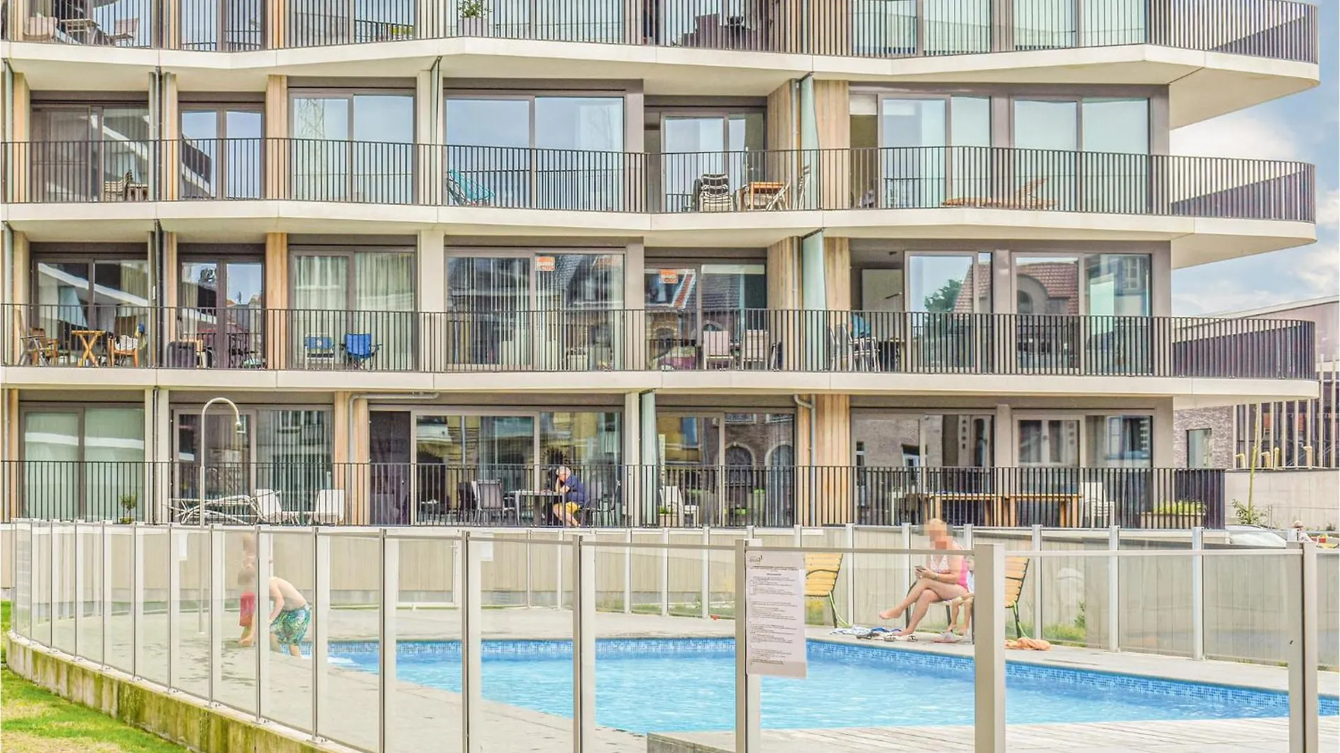 1 Bedroom Gorgeous Apartment In Oostende Ostend