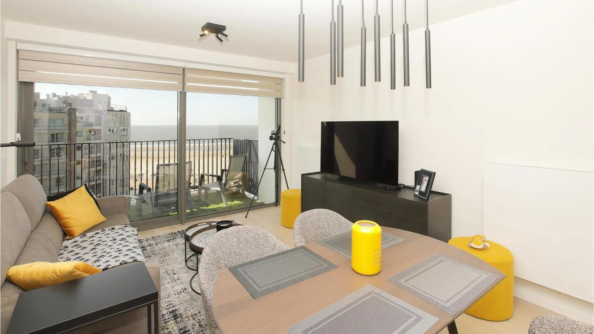 1 Bedroom Gorgeous Apartment In Oostende 0*, Ostenda